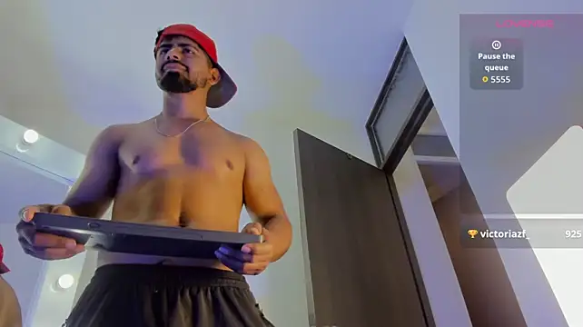 Noah_blackmen webcam