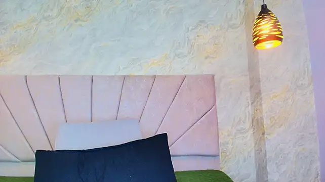 Mia_candy_0
