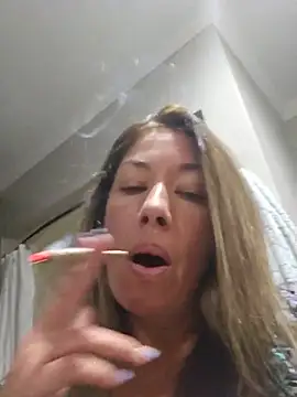 MiraKisss