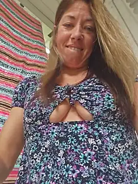 MiraKisss