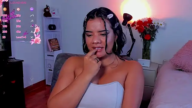 Shophie_thoopson webcam