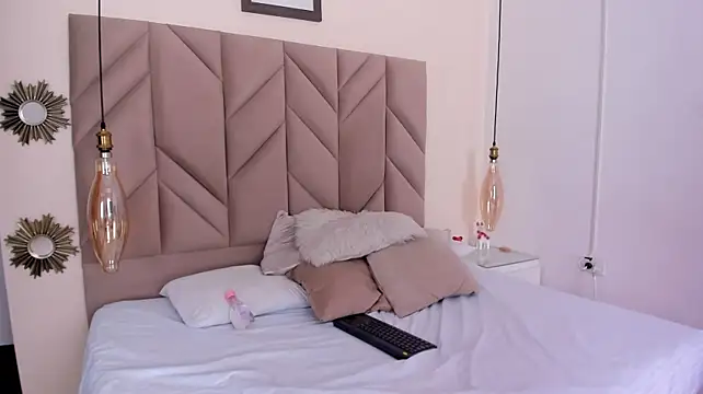 AbbySttonne webcam