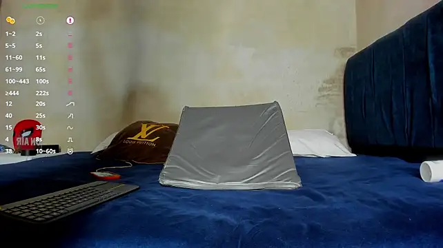 AlexanderSavage webcam