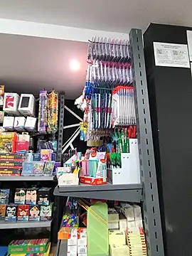 MissNyraSecret webcam