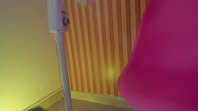 baby_peach__ webcam