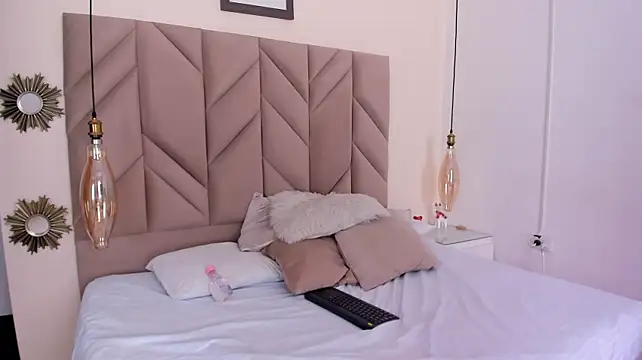 AbbySttonne webcam