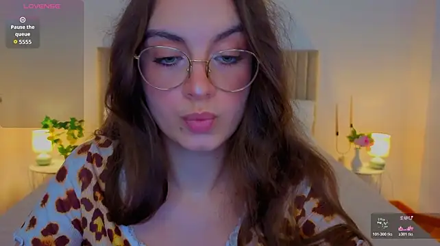 Real_cutie1 webcam