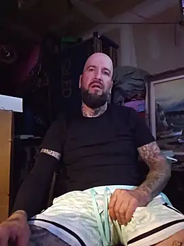 Beardedtattood live sex cam