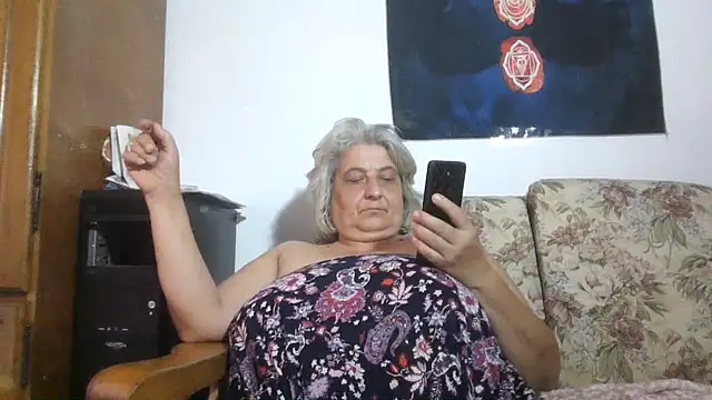 ExquisiteMature webcam