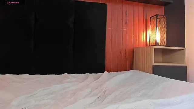 Cheys_Mast live sex cam