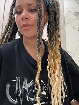 HaileyDiana live sex cam