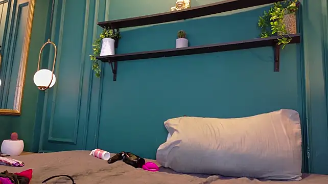 ale_cam (F young) - clap ass