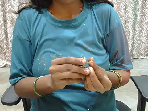 amateur nude cam Roja-1