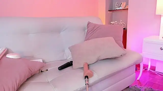 Emily_robertss1 live cam on StripChat