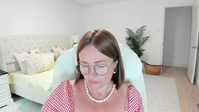 Vika73 webcam
