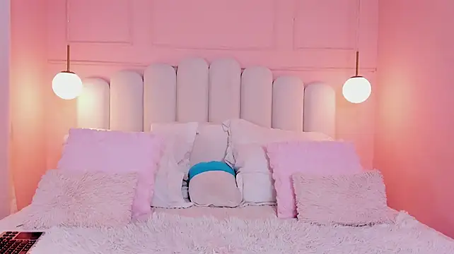 sarah_salis_