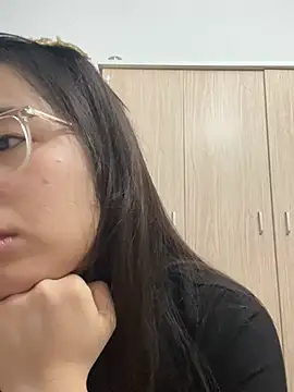 Babybooo01_ live cam on StripChat