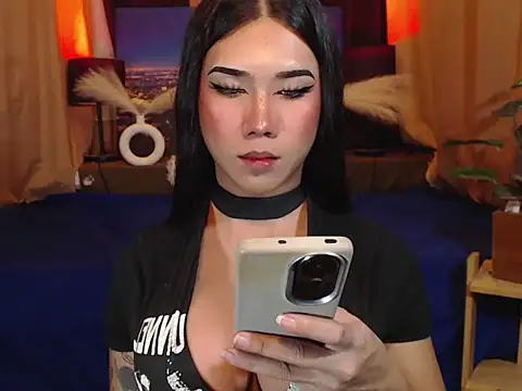 YourBabyGirlExists webcam