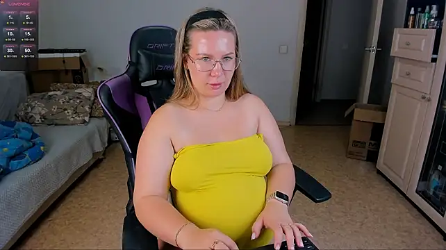 Pregnantariana live webcam