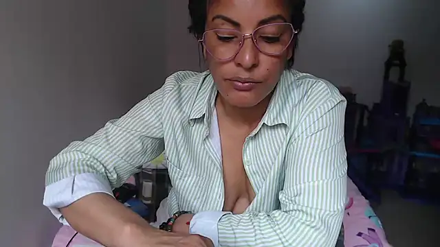 kateleyagrey