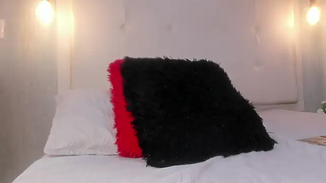 mia_gomez7 webcam