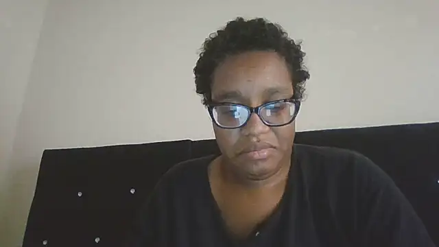 Lini_Arlena webcam