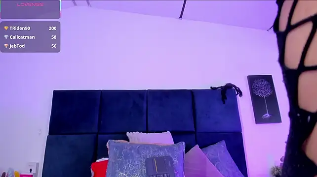 april_jones05