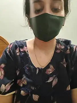 Tamil_shalini live cam on StripChat