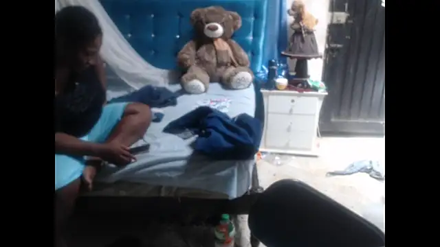 rachelexoticgirl live cam on StripChat