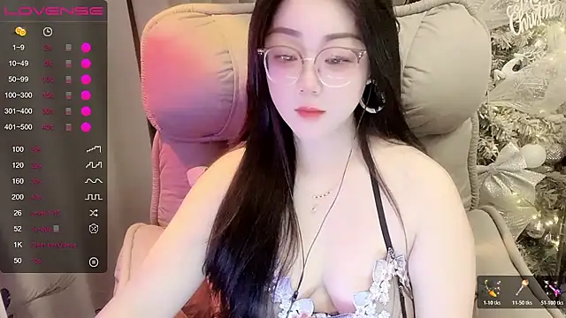 Monica-666888- webcam
