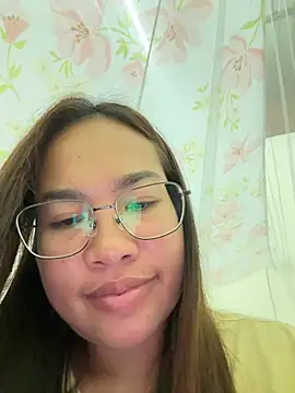 Ponthip live sex cam