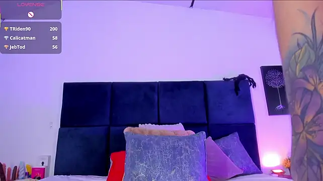 april_jones05