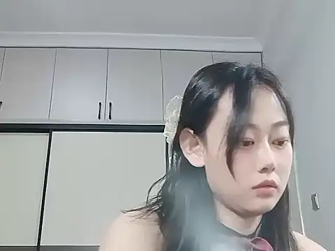 XIAxia00001 live cam on StripChat