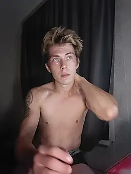 tishkamay (M twink) - Little dildo for ass