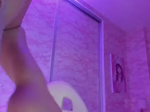 sexy__skinny4u live cam on StripChat