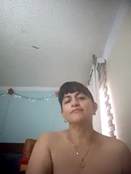 ISABEEL_SOFIA01 live cam on StripChat
