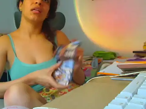 Sassa_69 live cam on StripChat