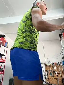 paul22cm- (Ask my age) - make my cock hard
