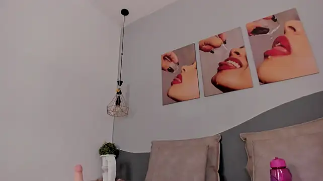 CannelaSmith webcam