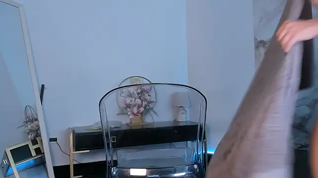 Maddyluxe live webcam