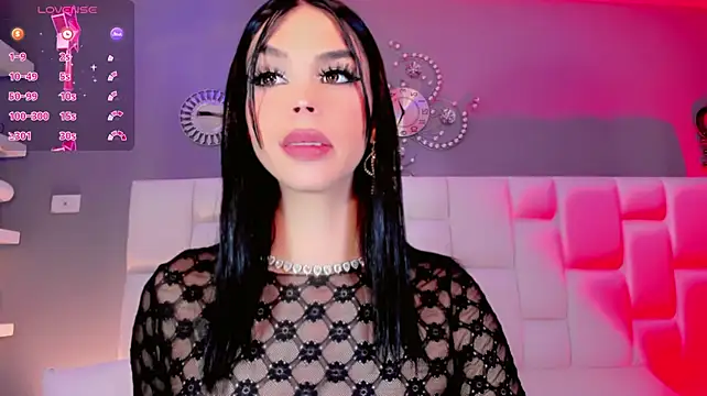 Kisses_Sophia