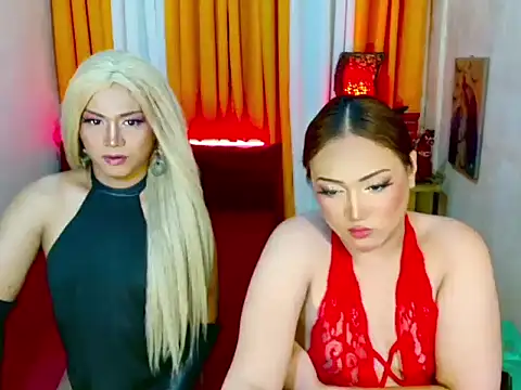 Phenomenal_Shemale webcam