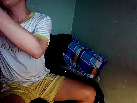 boyhigh1997 webcam