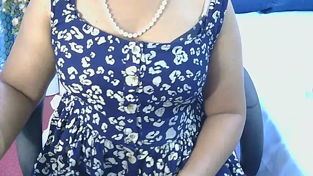 Mallu_Manisha