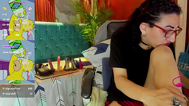 sabrina_dupont live cam on StripChat