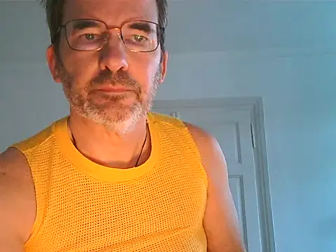 stallionrider88 live cam on StripChat