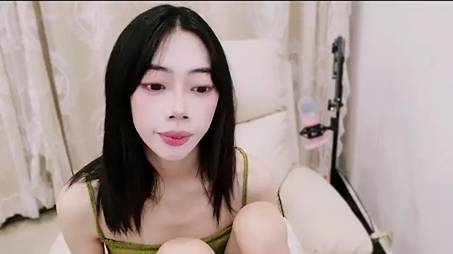 tuantuanle live cam on StripChat