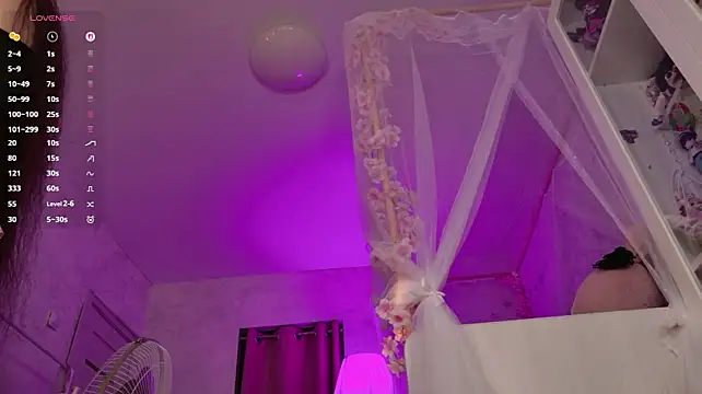 MiraJades live cam on StripChat
