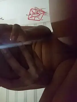 loveofpetitegirls34 live cam on StripChat