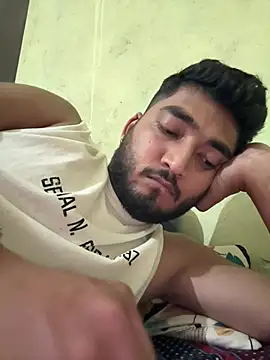 hornyAadii webcam